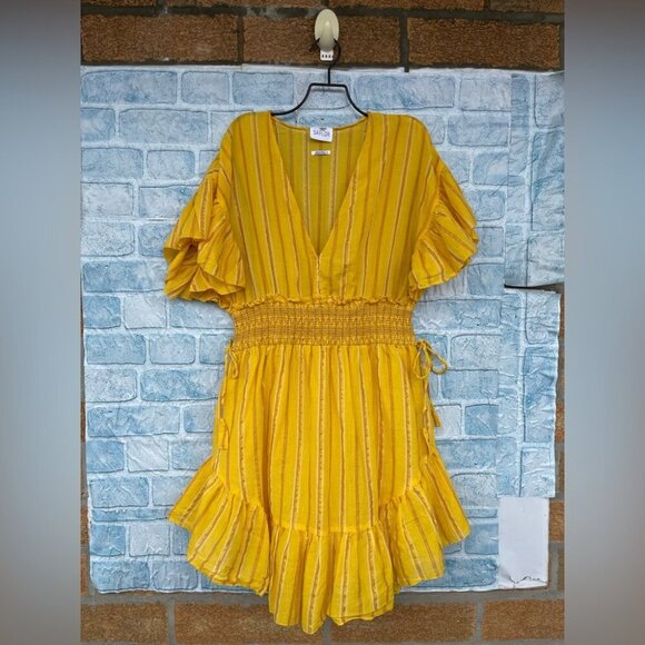 SAYLOR Adrianne Ruffled V-Neck Metallic Striped Gold Mini Dress medium - Picture 2 of 11